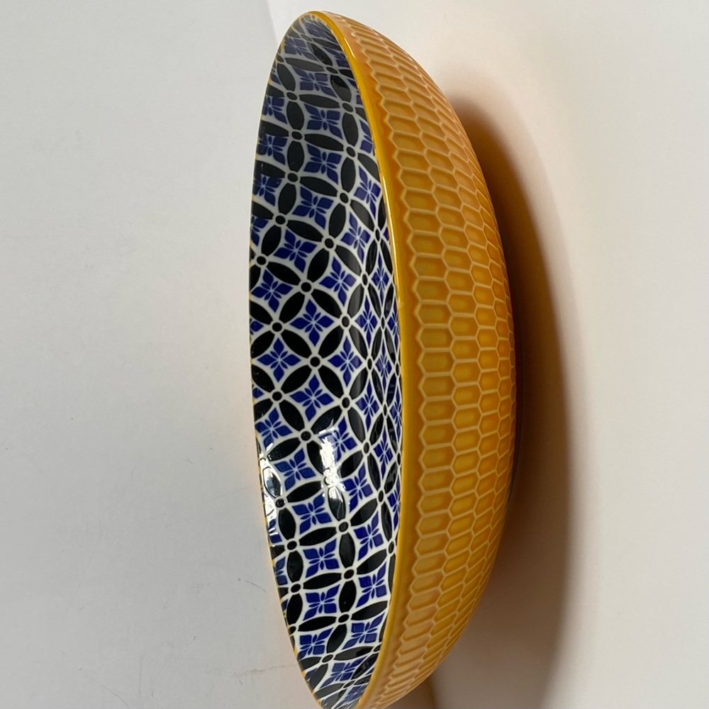 Metahom Serving Bowl Ceramic 8.75” Blue Yellow Honeycomb Bottom Floral Print - Picture 7 of 16
